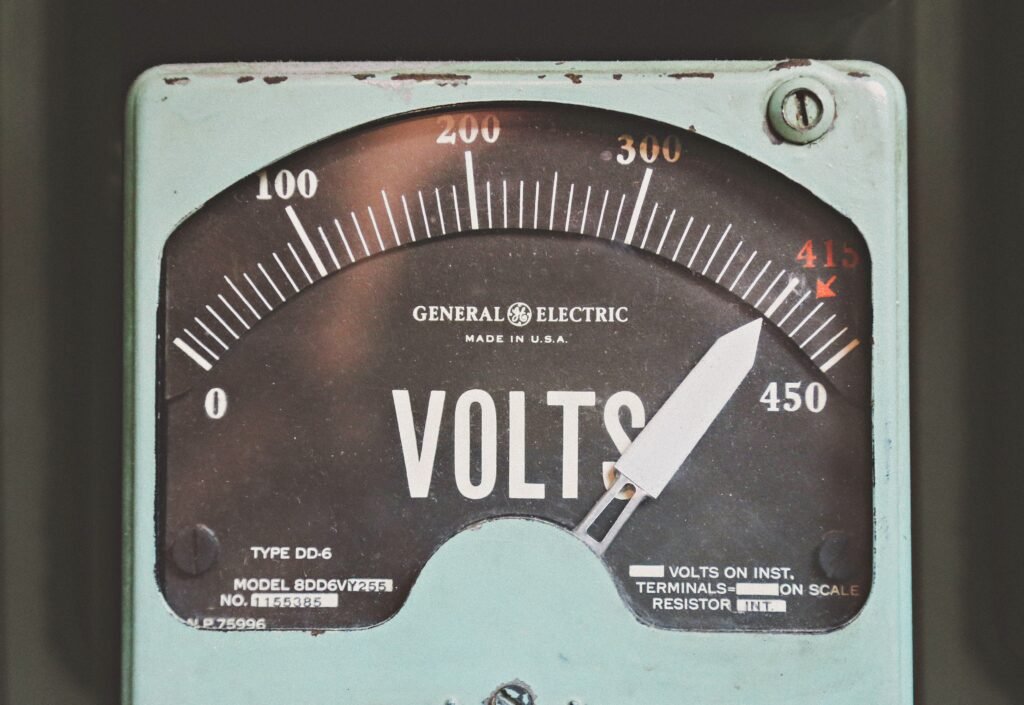 Volt meter